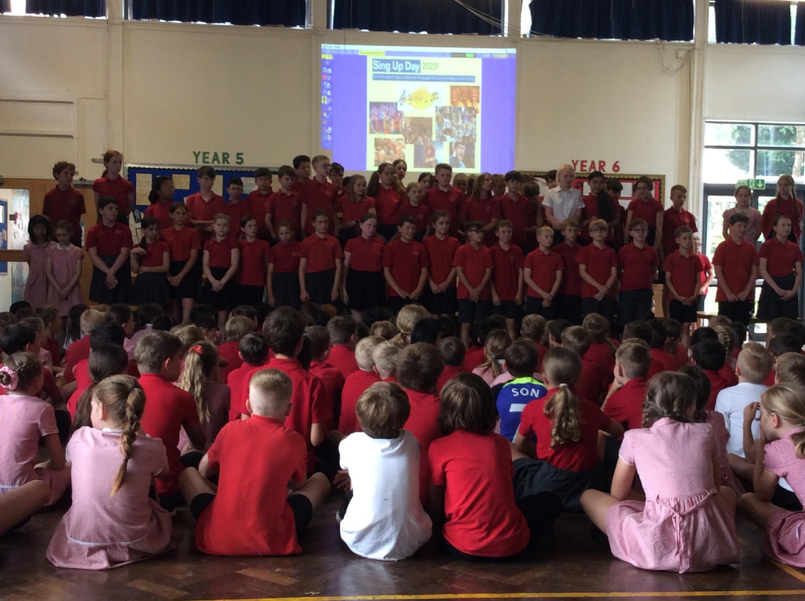Merdon Merdon Junior School - Sing Up Day