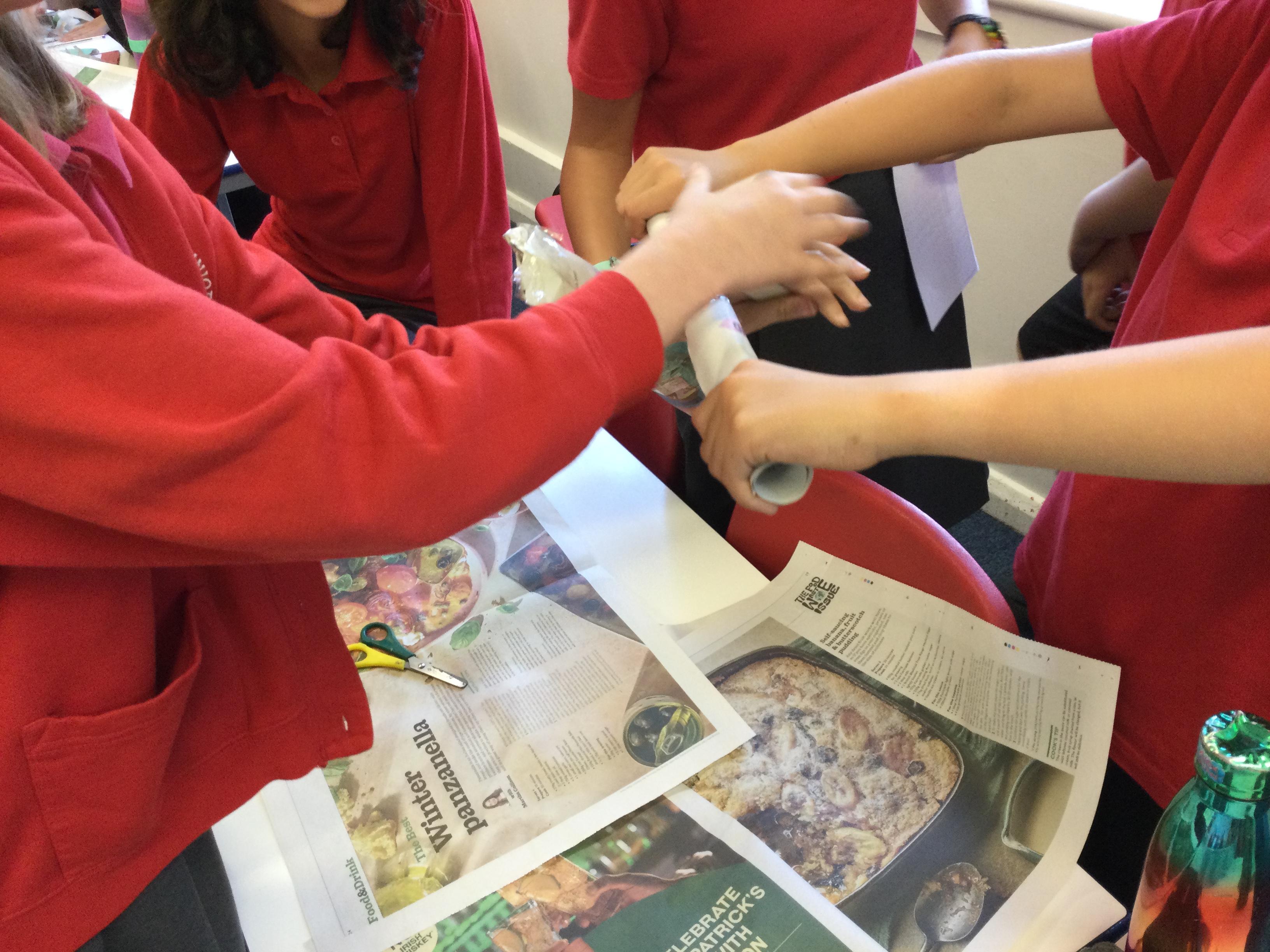 Merdon Merdon Junior School - Teamwork & Bridge building